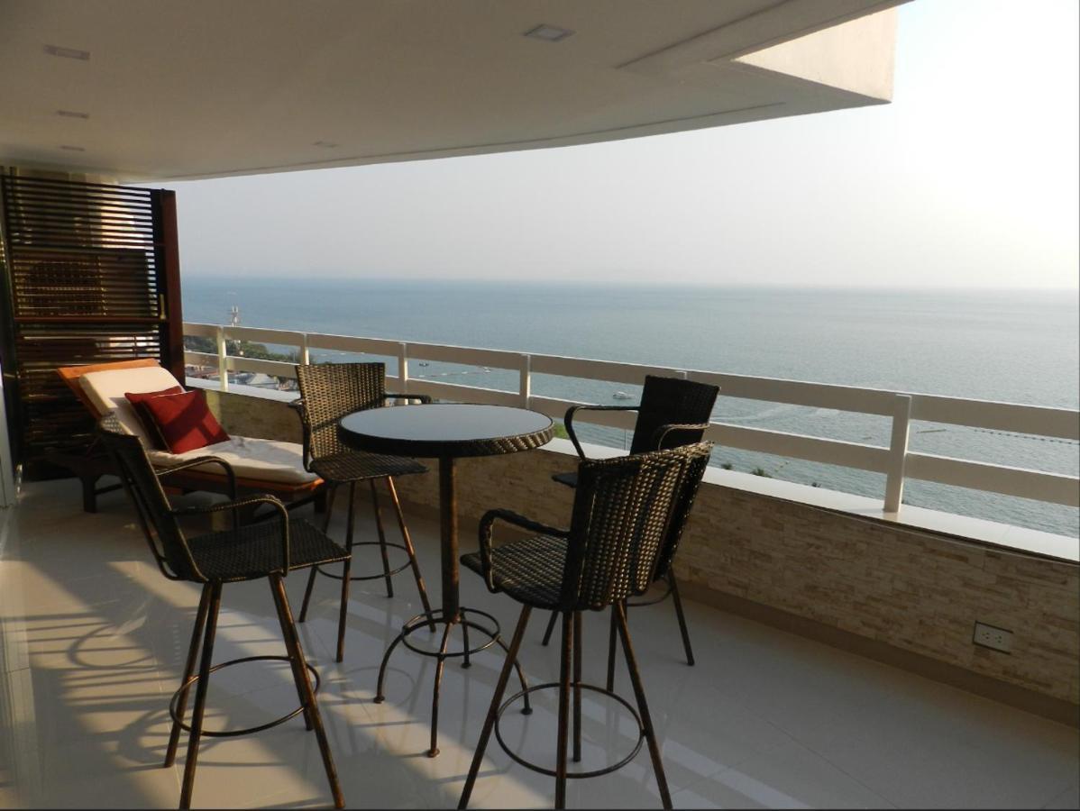 Jomtien Plaza Condotel Esterno foto