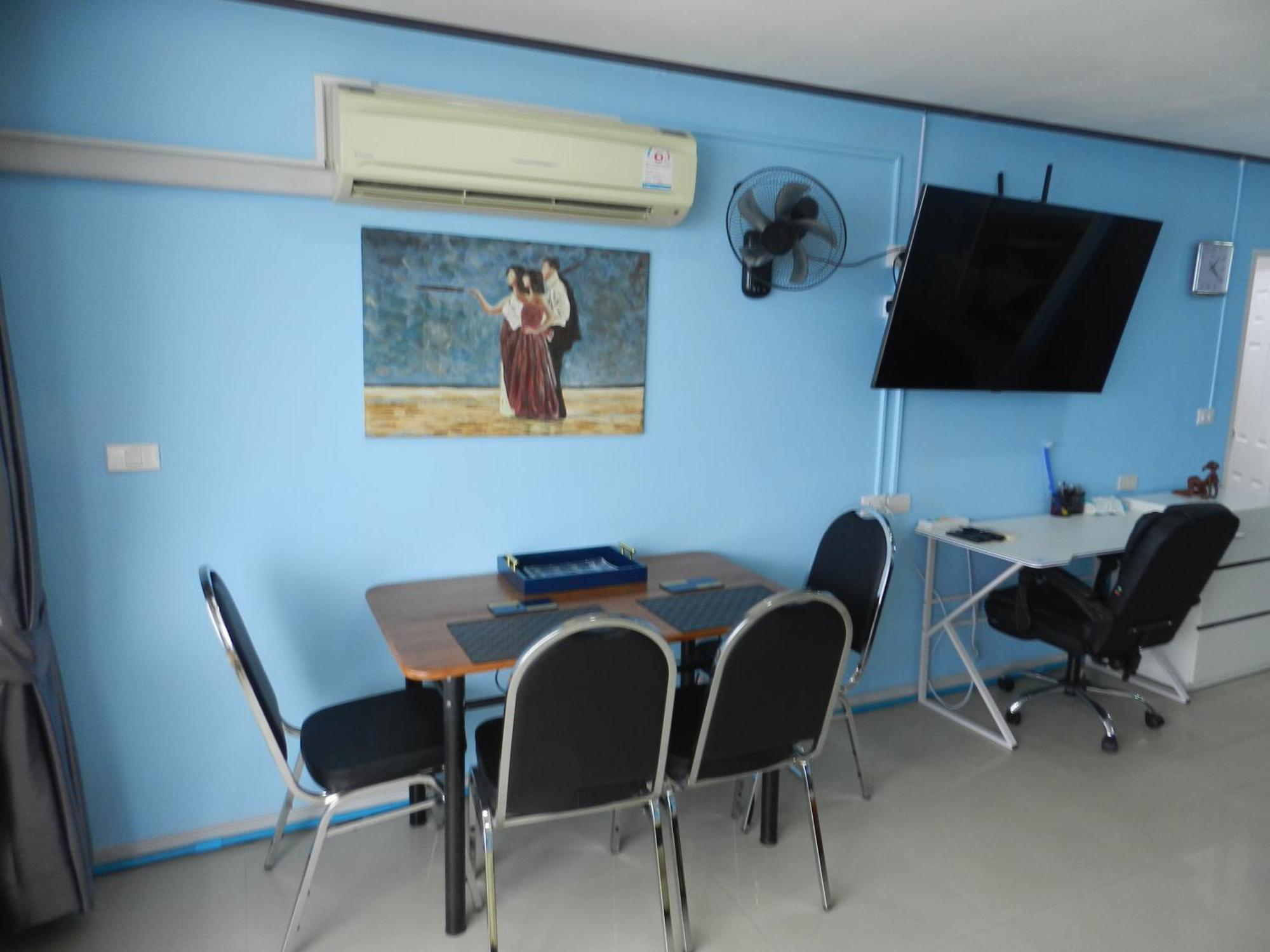 Jomtien Plaza Condotel Camera foto