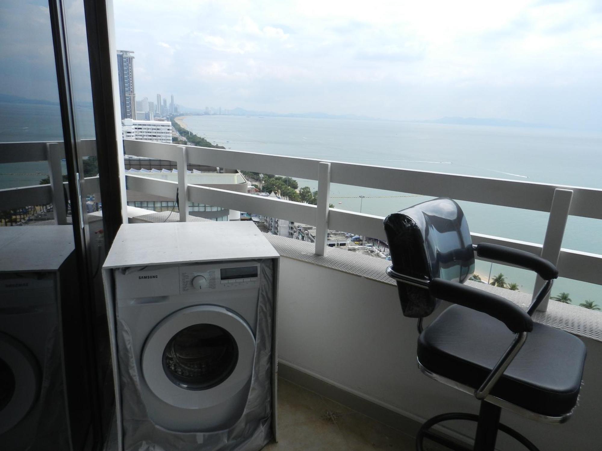 Jomtien Plaza Condotel Camera foto