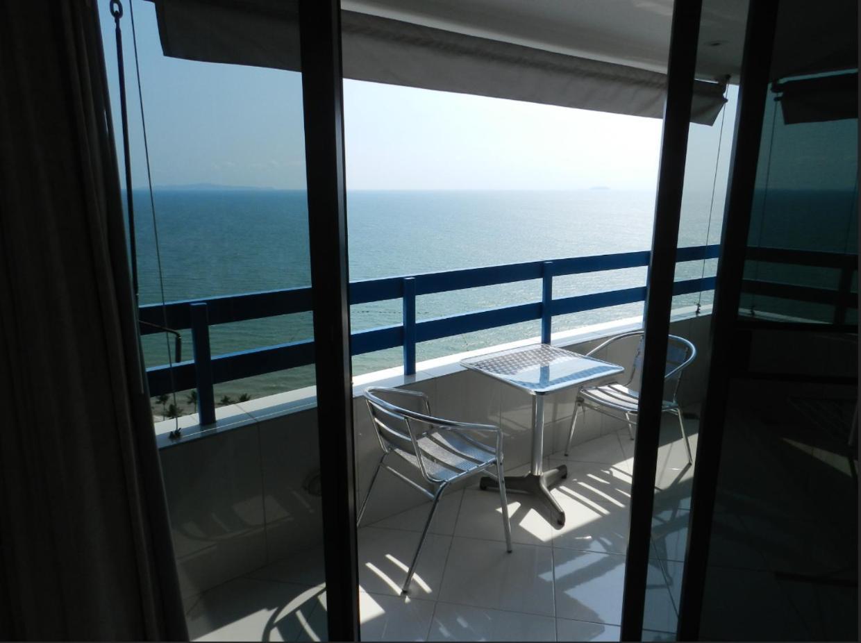 Jomtien Plaza Condotel Camera foto