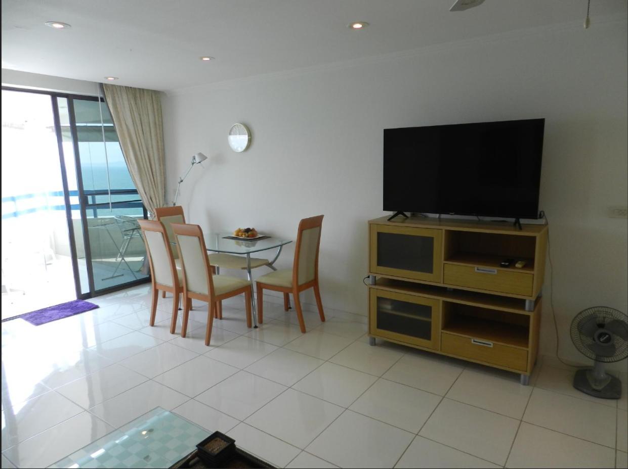 Jomtien Plaza Condotel Camera foto