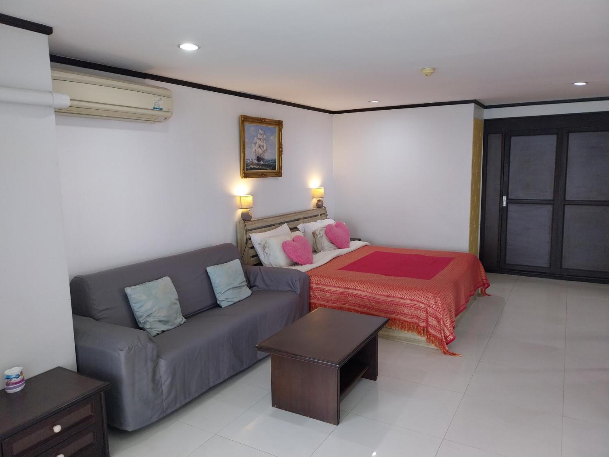 Jomtien Plaza Condotel Camera foto