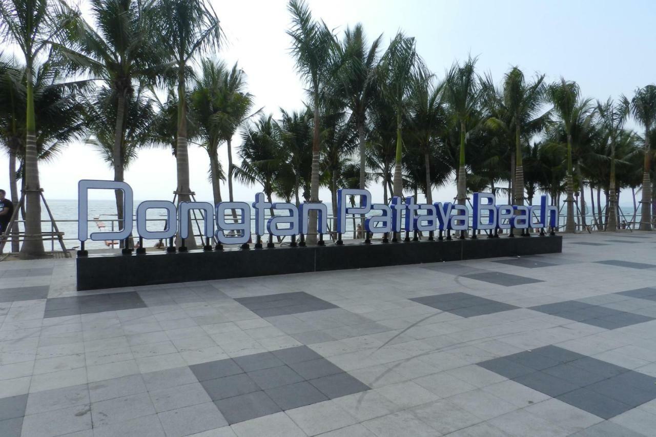 Jomtien Plaza Condotel Esterno foto